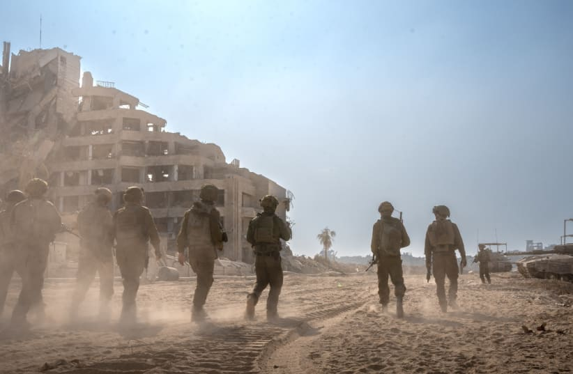 Top defense officials want Gaza clans to run the show