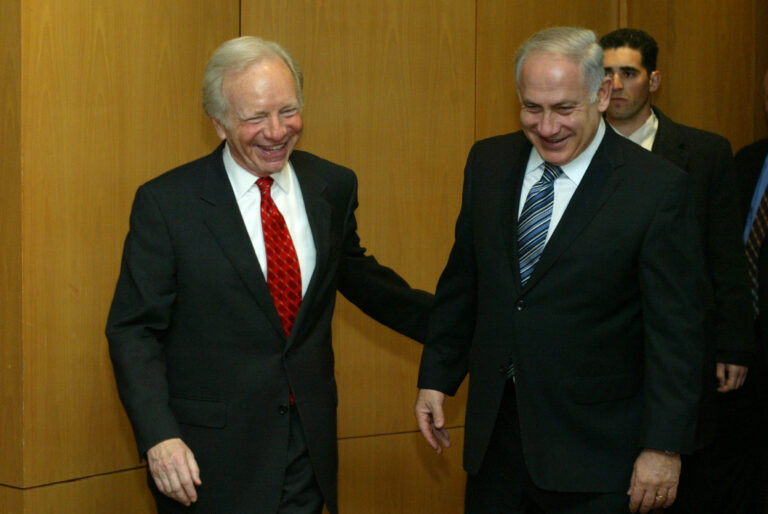 Orthodox Jewish Former Senator Joe Lieberman Dies at 82