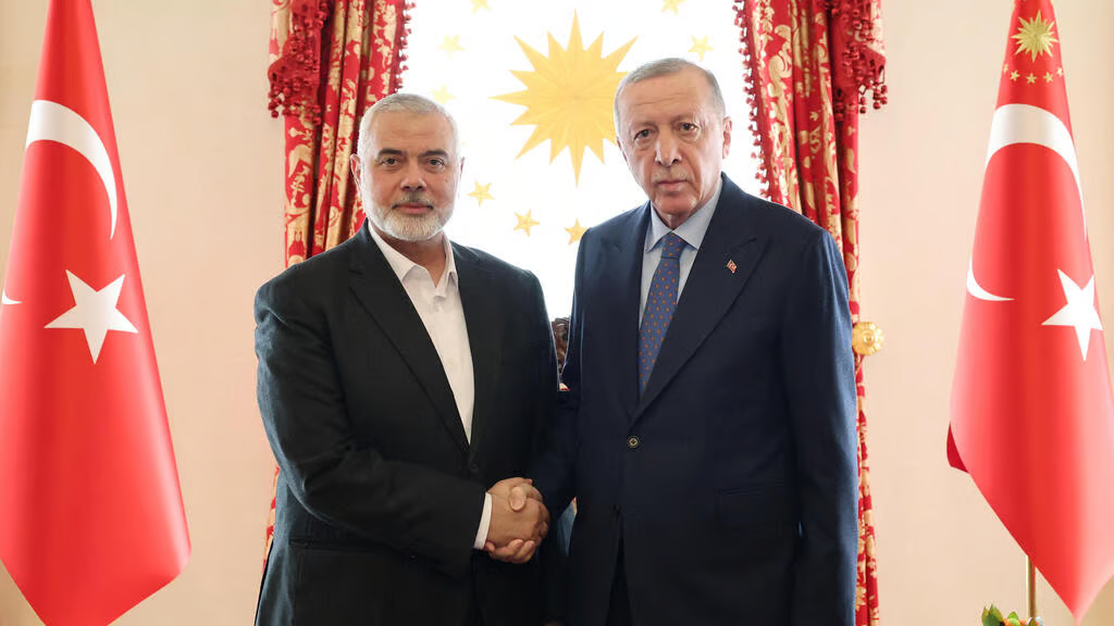 Hamas’ Haniyeh, Erdogan meet in Istanbul to discuss relocation to Turkey