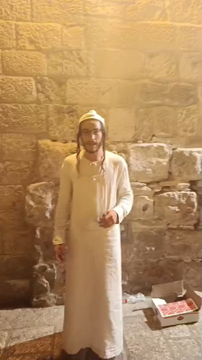 Temple Mount Activist Released From Custody After Waving ‘Shtei Halechem’ During Shavuot