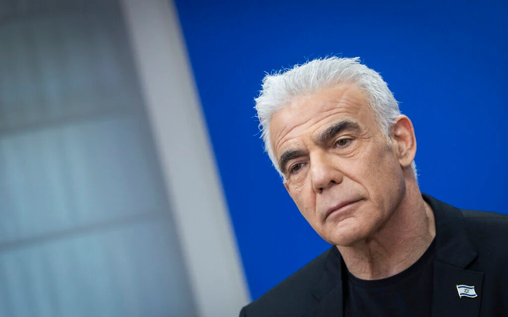 Op-Ed: With his own hands, Yair Lapid dismantled his life’s work