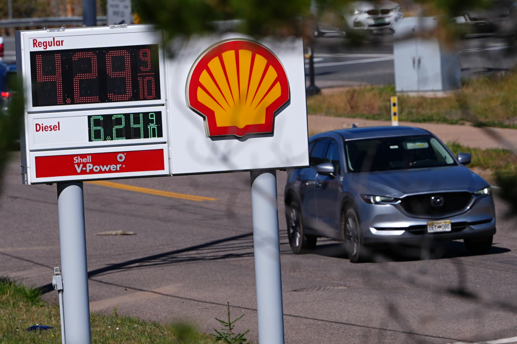 Boosting US Oil Supplies With Russian Diesel Unlikely To Have Much Impact On Prices, Experts Say